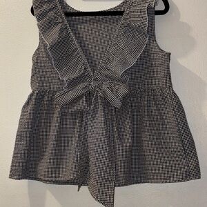 Gingham Ruffle Tie-Front Sleeveless Top - Black & White size small